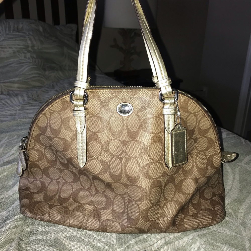 AUTHENTIC Coach purse